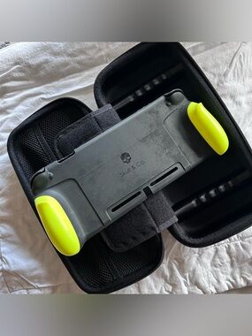 🎮 SKULL & CO • Nintendo Switch 1 Case
